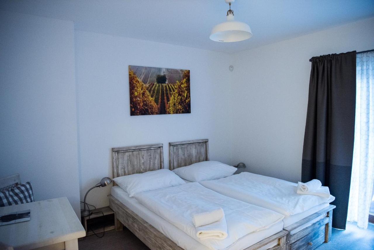 Dvur Perlova Voda Budyne nad Ohri Экстерьер фото